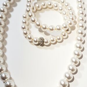 Pearl Inspired Necklace Set, Beautiful Item